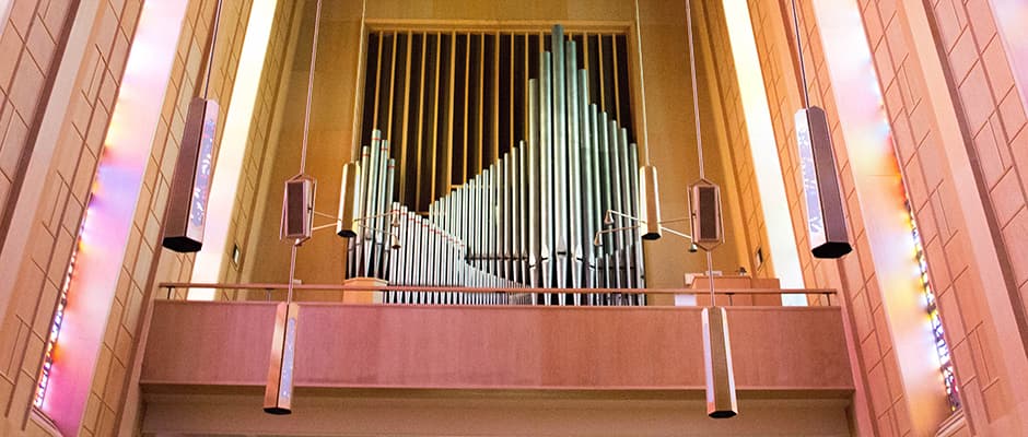 Tyndale chapel organs