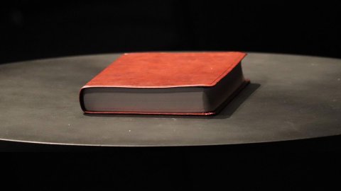 /sites/default/files/styles/16x9_thumbnail/public/hero/2023-10/hero-bible-table_1.jpg?itok=PHHXHjRL