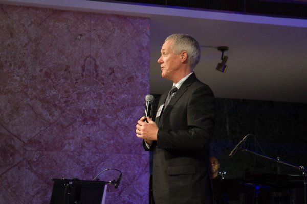 Dr. Barry Smith greeting