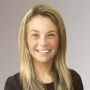 Dr. Lyndsay Thompson