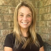 Dr. Lyndsay Thompson